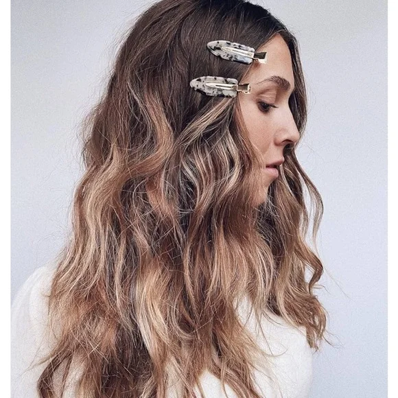 Kristiness Hair Setting Makeup Clips set of 4 NWOT - Picture 2 of 6